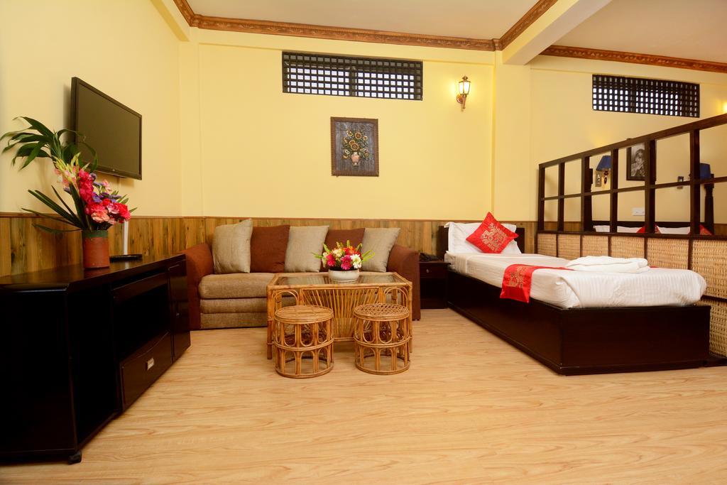 Dream Nepal Hotel And Apartment Kathmandu Exterior photo