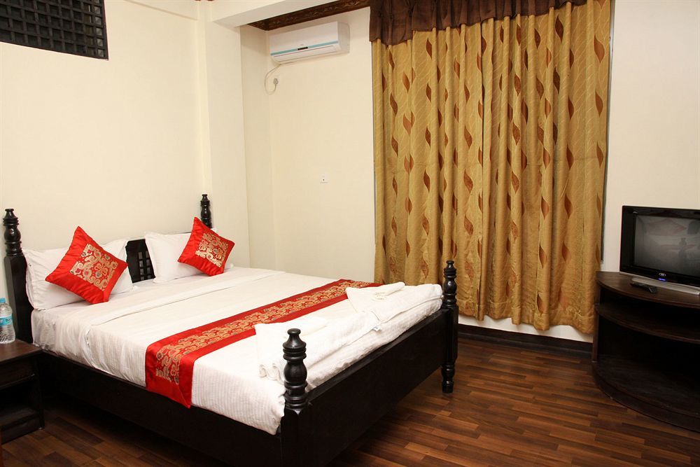 Dream Nepal Hotel And Apartment Kathmandu Exterior photo