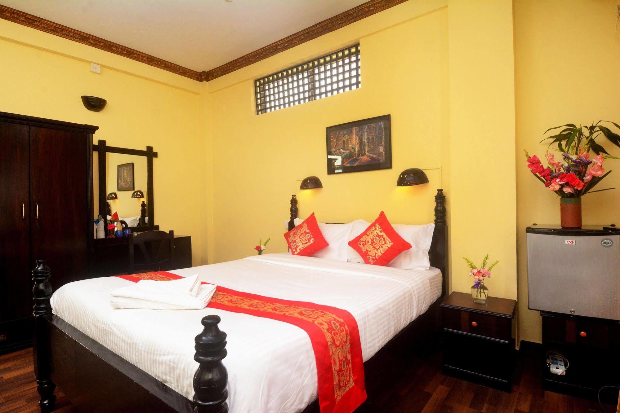 Dream Nepal Hotel And Apartment Kathmandu Exterior photo
