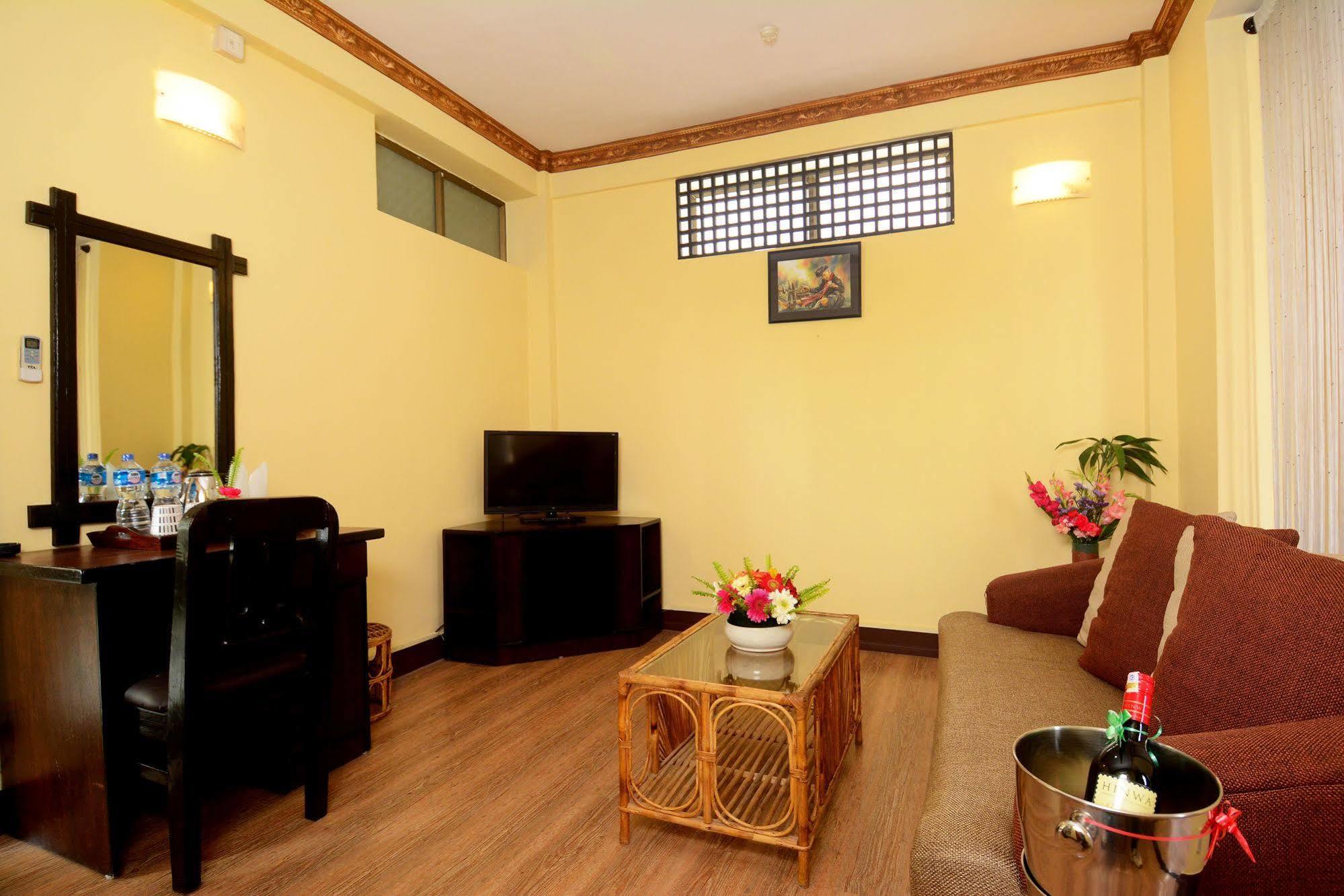 Dream Nepal Hotel And Apartment Kathmandu Exterior photo