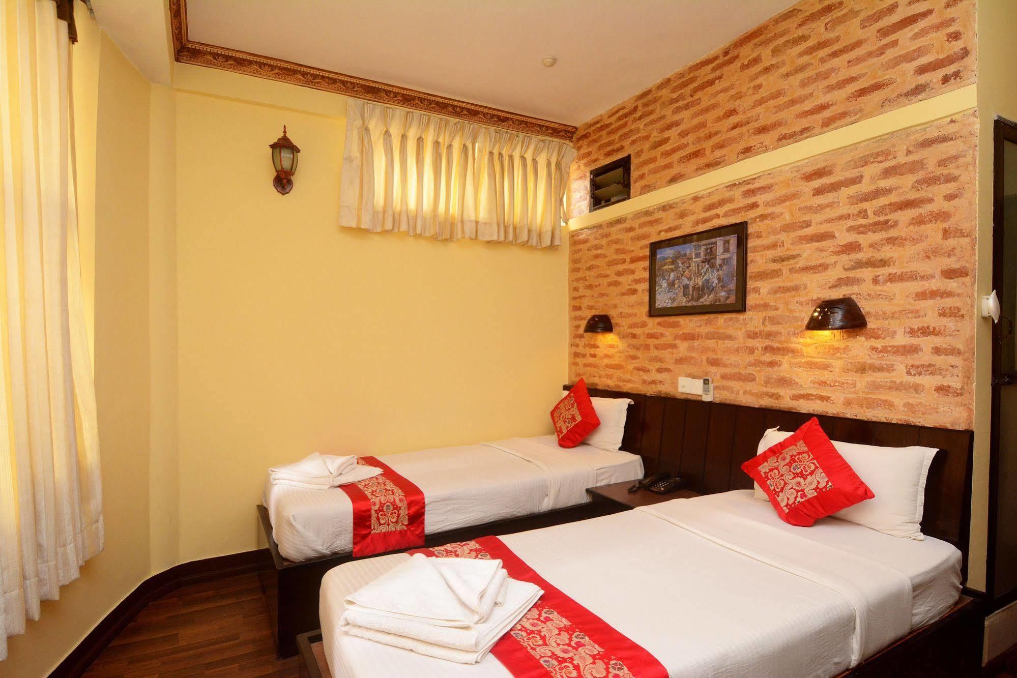 Dream Nepal Hotel And Apartment Kathmandu Exterior photo