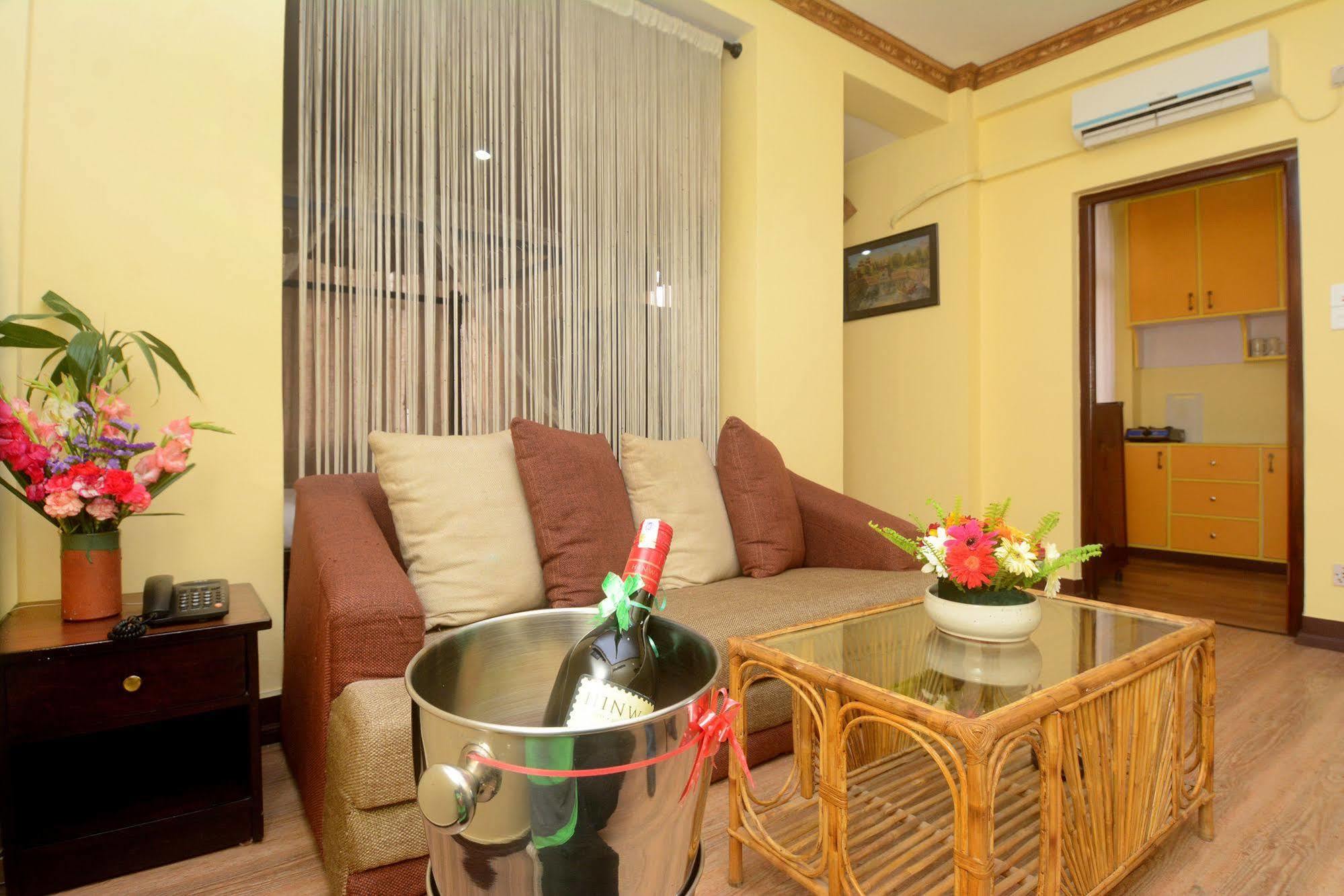 Dream Nepal Hotel And Apartment Kathmandu Exterior photo