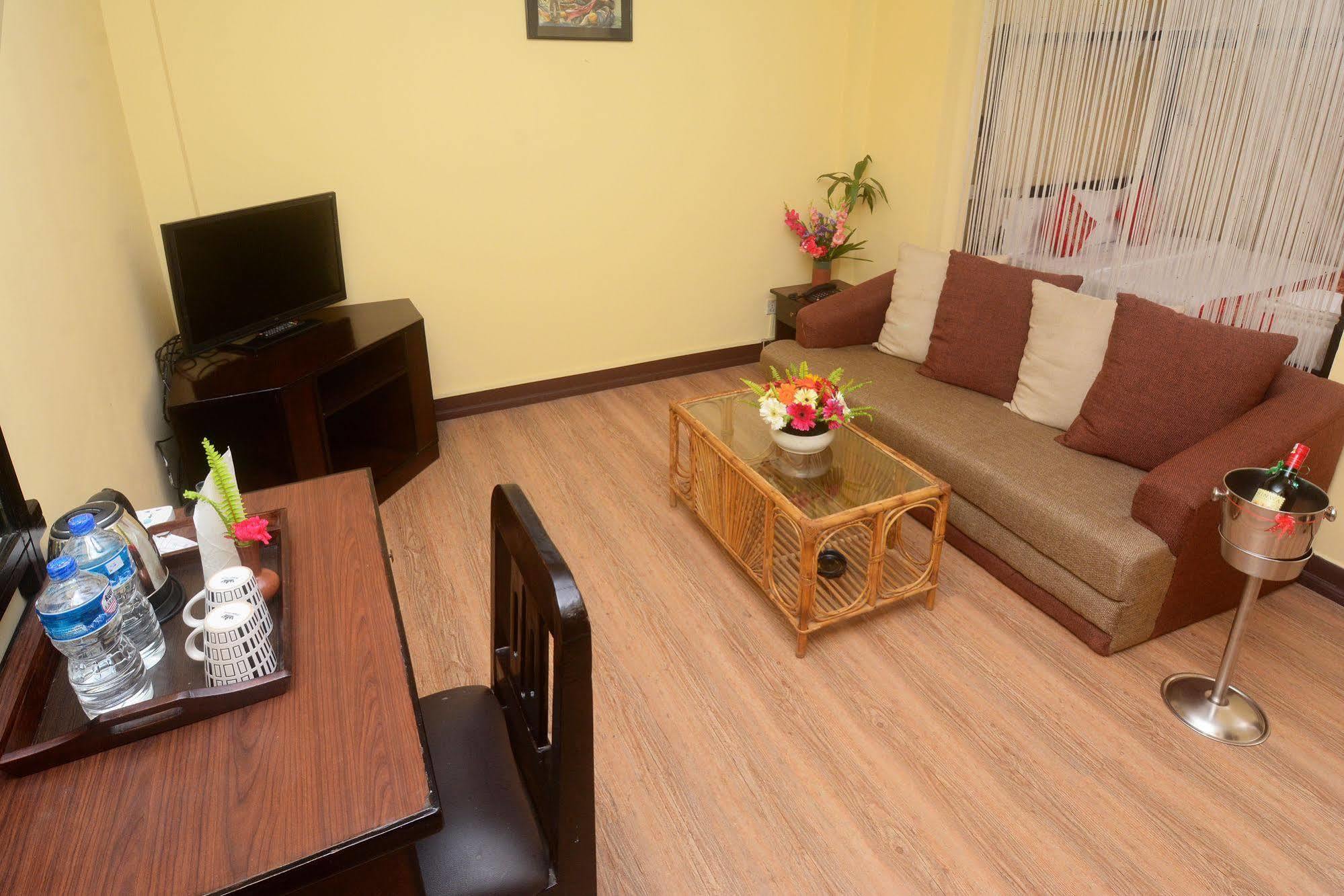 Dream Nepal Hotel And Apartment Kathmandu Exterior photo