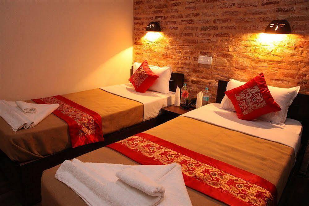 Dream Nepal Hotel And Apartment Kathmandu Exterior photo